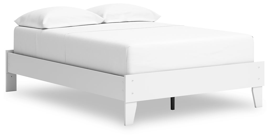 Hallityn Full Platform Bed with Dresser