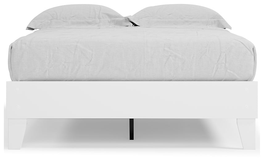 Piperton Full Platform Bed with Dresser and 2 Nightstands